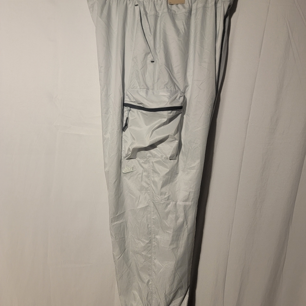 Nike Sportswear Repel Tech Pack Lined Woven Men's Pants DQ4278-034 Size XL Grey